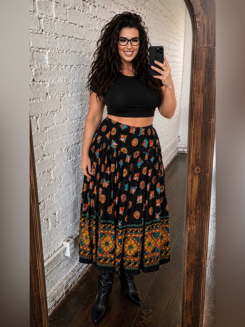 Vintage- Carole Little southwestern mid skirt 
Size 14
